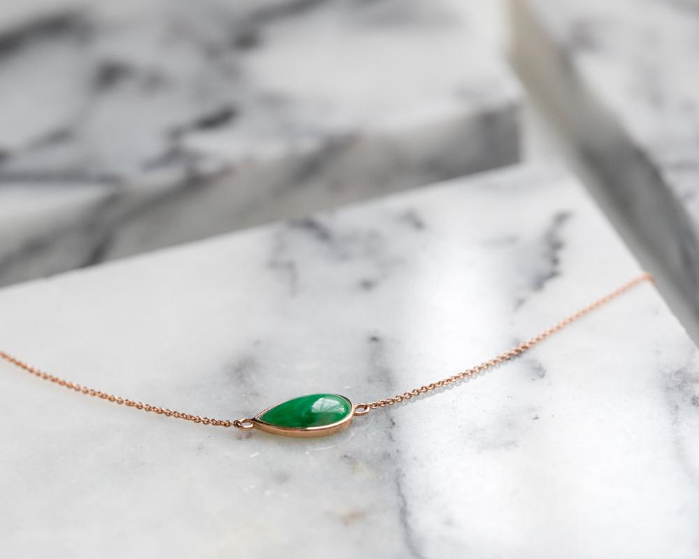 Charm bracelet with green jade in rose gold | TRACE jade jewelry