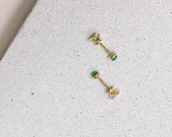 Intense green round jadeite stud earrings | Solid jade earrings at TRACE